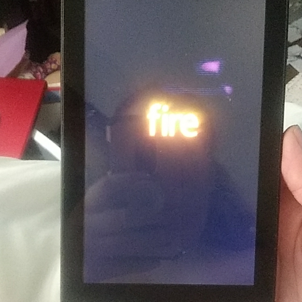 Amazon tablet - Picture 2 of 3